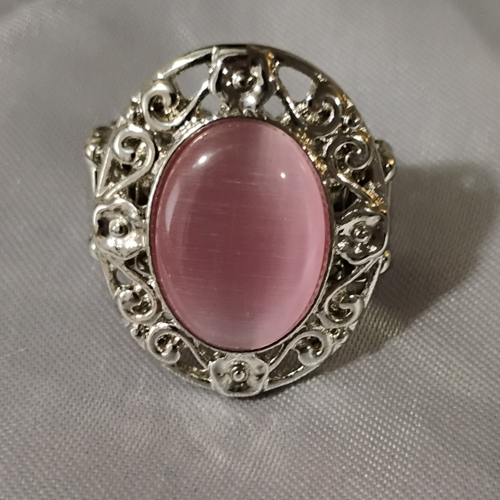 Elegant Silver and Pink Women's Ring